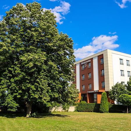 Amazona Hotel Pristina Eksteriør billede